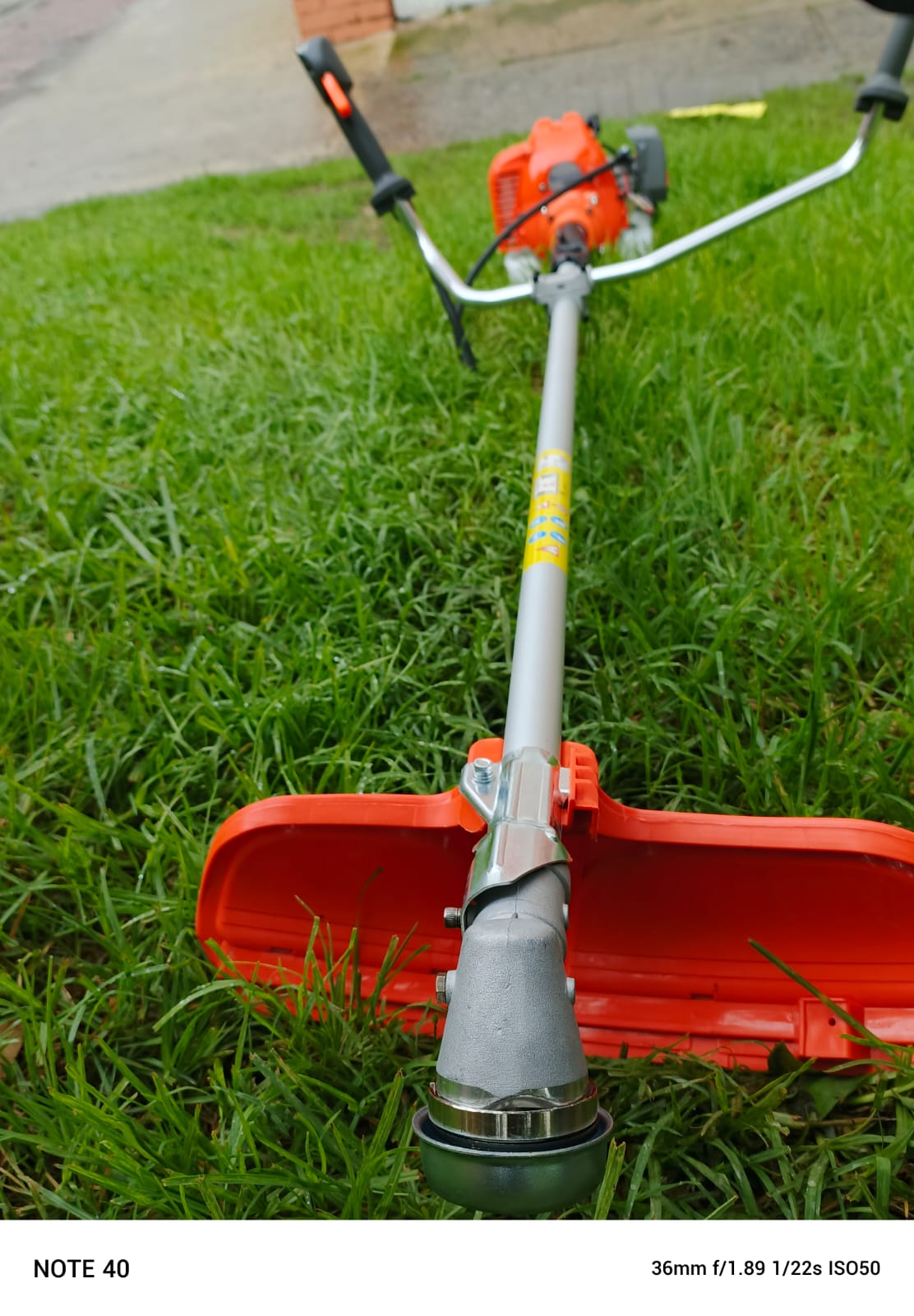GUADAÑA HUSQVARNA 143